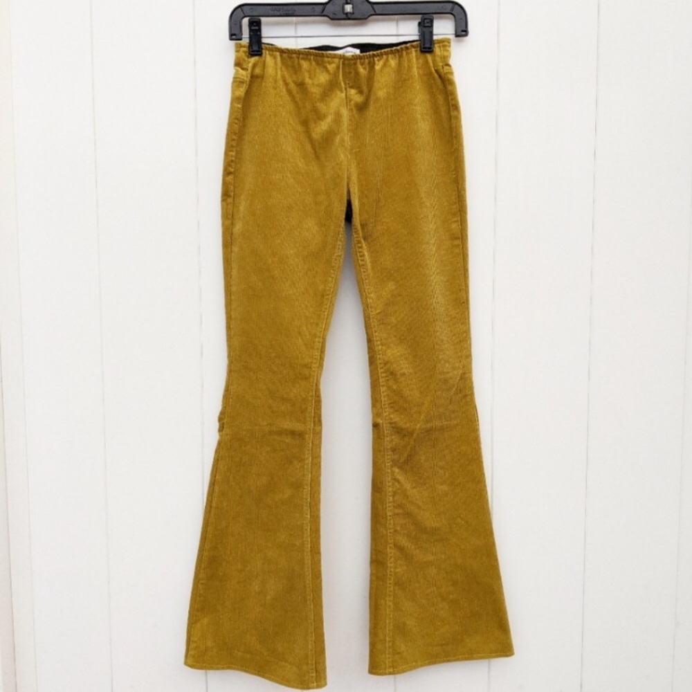 Mustard 70’s Style Corduroy Pants!